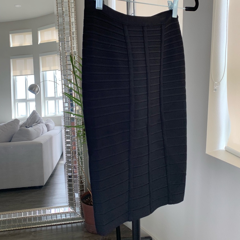 Herve Leger Sia Black Pencil Bandage Skirt - Picture 2 of 4